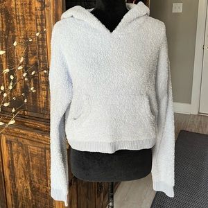 NWOT Stitch & Pine Cropped Fuzzy Hooded Sweatshirt